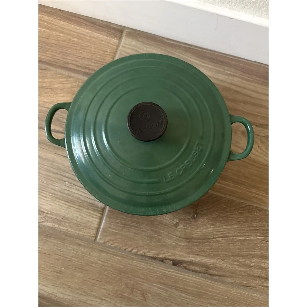 Le Creuset 24 Green Enameled Cast Iron 4.5 Qt Stockpot French Dutch Oven Pan Lid